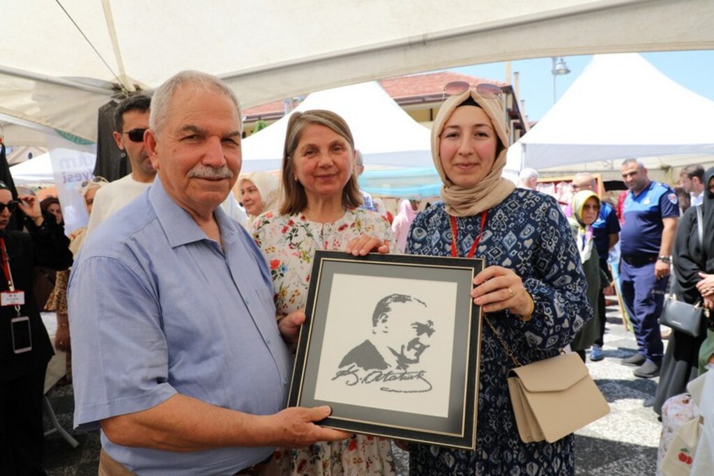 Kadın El Emekleri Yılsonu Sergisi Samsun’da Kapılarını Ziyaretçilerine Açtı!