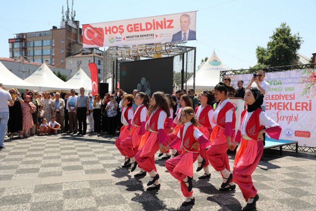 Kadın El Emekleri Yılsonu Sergisi Samsun’da Kapılarını Ziyaretçilerine Açtı!