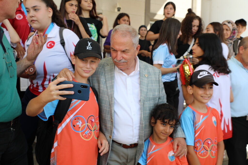 Samsun'da '2023 Yılı Spor Ödülleri'ni Başkan Demirtaş Verdi!
