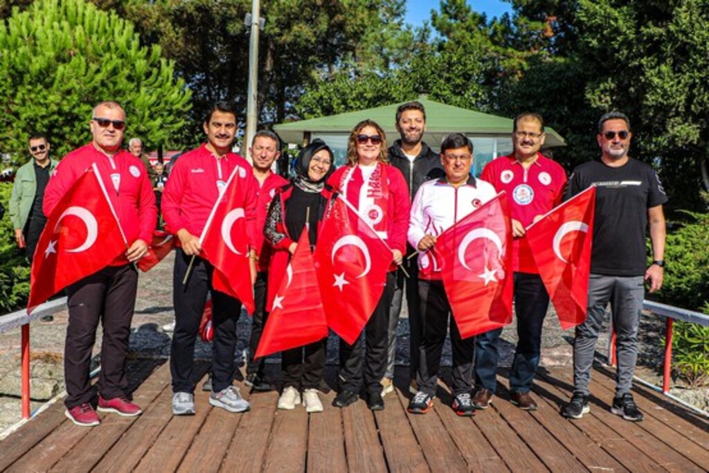 Bayrak Yürüyüşü Samsunspor’dan Başladı!