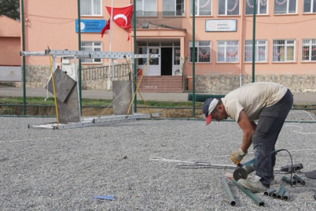 Tekkeköy Belediyesi Gençlere Yeni Spor Alanları Kazandırıyor!