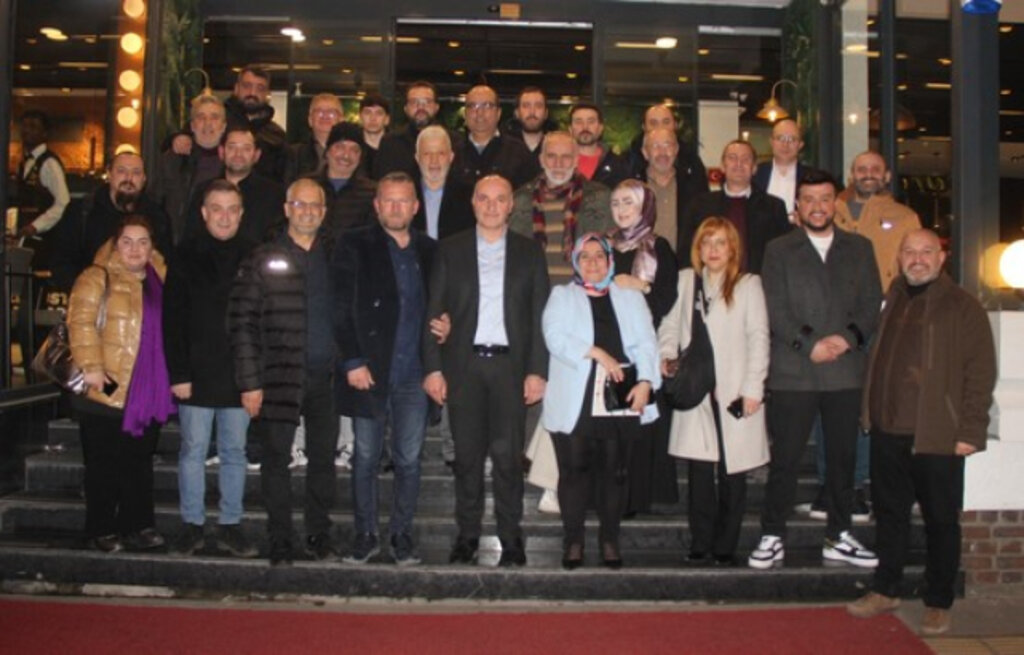 Derebahçe Mahallesi Muhtar Adayı Kazım Öksüzoğlu Gazetecilerle Buluştu!