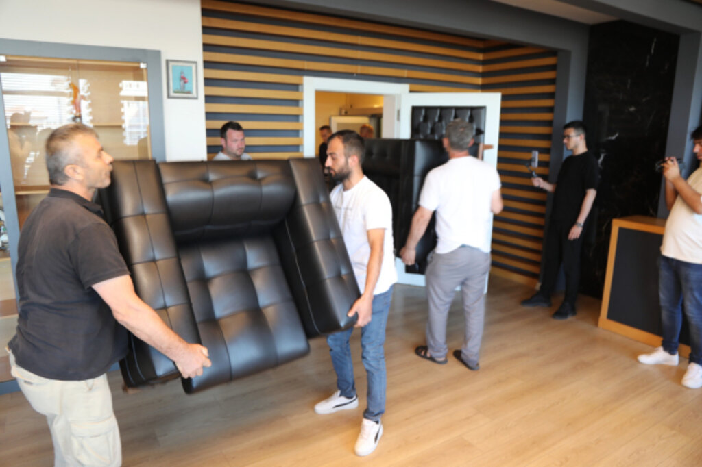 Atakum Belediye Başkanının Makam Odası Haczedildi!