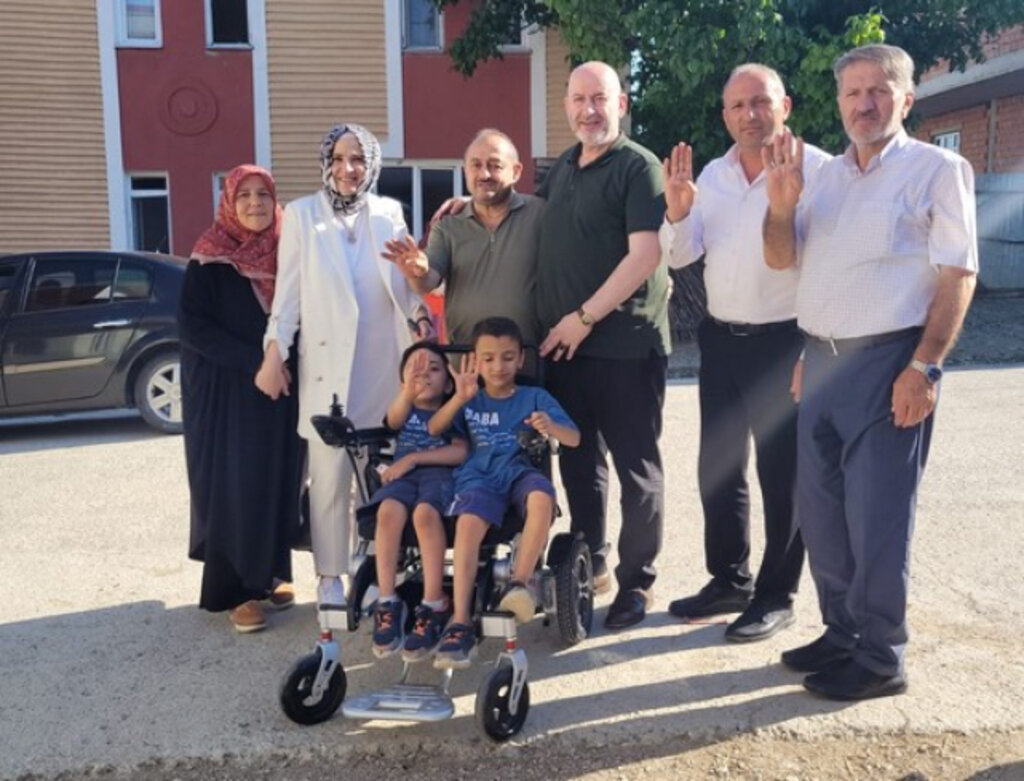 AK Parti Samsun'dan Anlamlı Hediye!