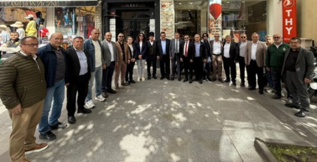 Kurtuluş Meşalesinin Yakılmasına Giden Yolun 106’ıncı Yılı İstanbul’da Coşkuyla Kutlandı!