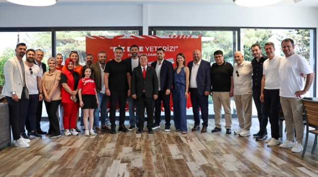 Samsunspor Başkan Vekili Bilen Camiaya Mesajı Bayramlaşma Programında Verdi! VİDEOLU
