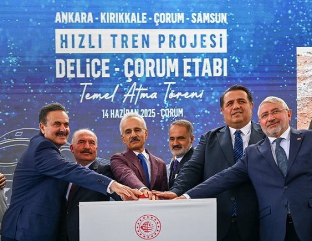 Samsun’a Gelecek Hızlı Tren Hattının Temel Atma Töreni Yapıldı!