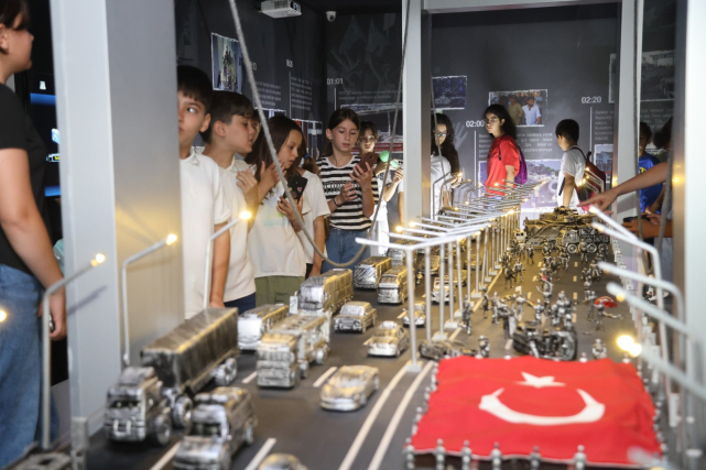 Canik Belediyesi'nin 15 Temmuz Müzesine Ziyaretçi Akını! 