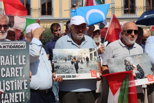 Genç Saadet Samsun’dan ‘Mazlumlar İçin Ayağa Kalk, Gazze Ölüyor’ Çağrısı!