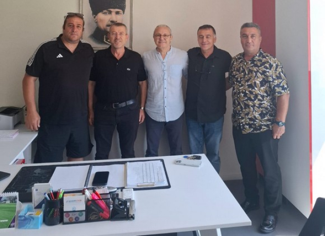 Samsun'da Amatör Futbolunda Büyük Birleşim! Karma Takım Projesiyle Hedef 3’üncü Lig…