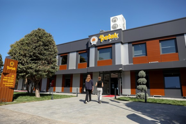 Başkan Doğan Müjdeyi Verdi! ‘Petek Genç Açıldı’