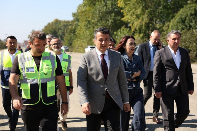 Büyükşehir Belediyesi Terme Yeni Bulvar Yolunda Çalışmalarını Sürdürüyor!