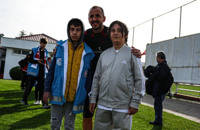 Samsunspor Antrenmanına Anlamlı Ziyaret!