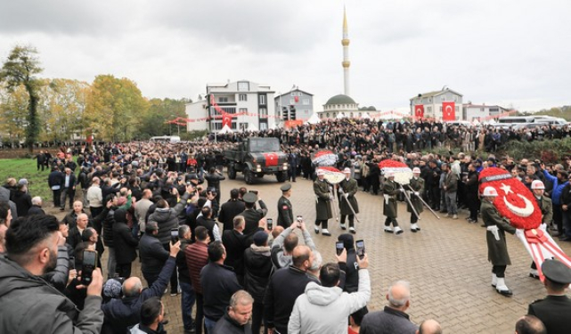 Şehit Astsubay Üstçavuş Emre Altıok Son Yolculuğuna Uğurlandı!