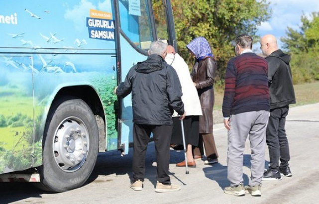 Büyükşehir Yaşlılara Nefes Oluyor! 2025 Yılında 25 Bin 700 Yaşlı Bireye Hizmet Verildi!