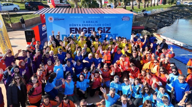 Büyükşehir’den Engelli Bireylere Özel Dragon Bot Yarışları Nefes Kesti!