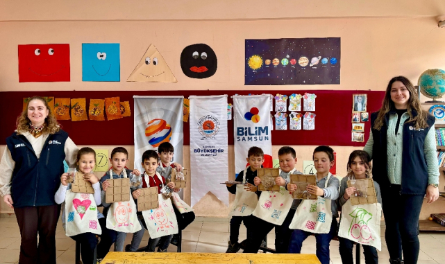 Büyükşehir 40 Köy Okulundaki 3 Bin 800 Öğrenciyi Bilimle Buluşturdu!