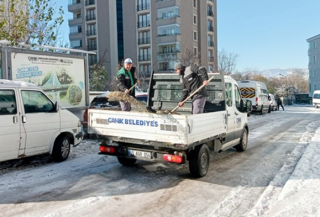 Canik Belediyesi'nden Gönülleri Isıtan İkram!