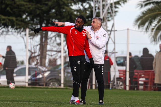 Samsunspor'un Trabzonspor Hazırlıkları Taraftar Önünde Sürdü! VİDEOLU