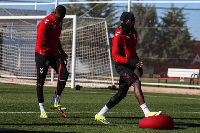 Samsunspor’da Rayo Vallecano Mesaisi Başladı!