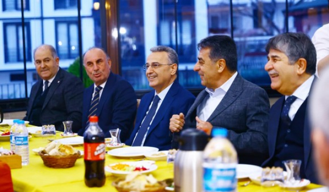 Başkan İhsan Kurnaz, İlkadım Kent Konseyi ve TÜFAD’la Buluştu!