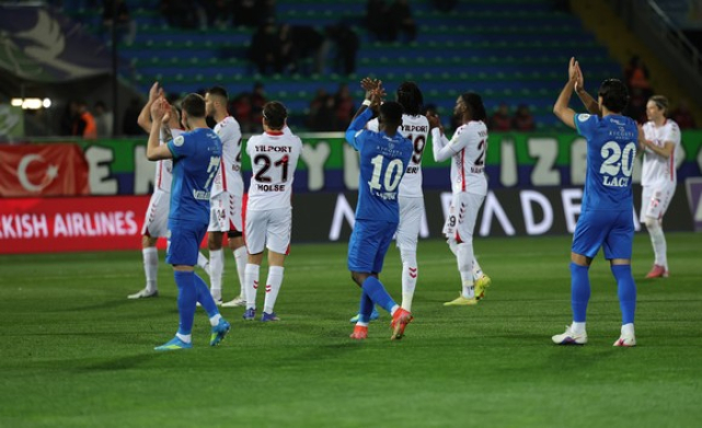 Samsunspor Rize’de Dağıldı! 4-1