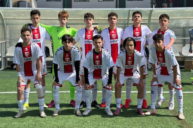 Samsun Uğur Okulları Yozgat'ta Şampiyon!