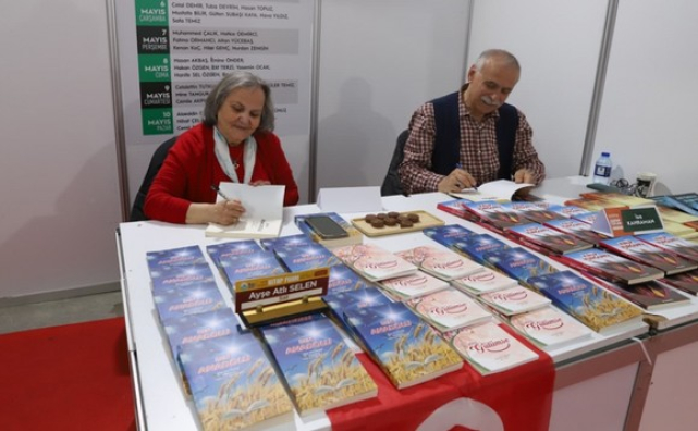 Çarşamba Kitap Fuarına Yoğun Katılım!