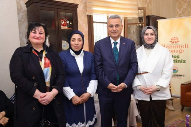 İlkadımlılar Hanımeli Konağı'nda Bayramlaştı!
