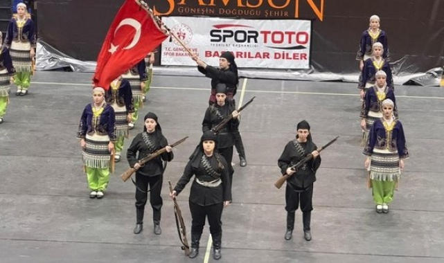 İlkadımlı Gençler Halk Oyunlarında Samsun’u Temsil Edecek!