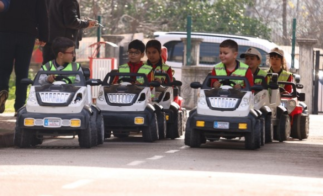 İlkadım’da Minikler Trafik Kurallarını Eğlenerek Öğreniyor!