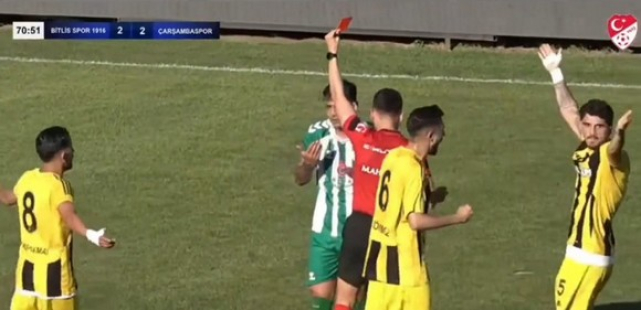 Hakem Faciası Çarşambaspor'un Hayallerini Bitirdi!