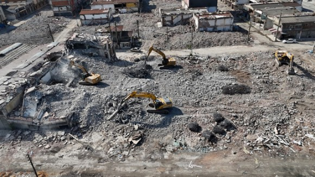 Gülsan Sanayi Sitesi’nde Yıkımlar Devam Ediyor! Toybelen’de Ticari Hareketlilik Artıyor!