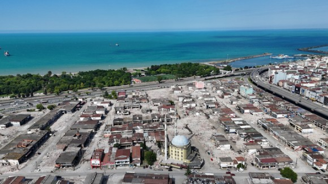 Gülsan Sanayi Sitesi’nde Yıkımlar Devam Ediyor! Toybelen’de Ticari Hareketlilik Artıyor!