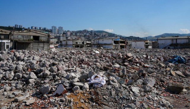 Gülsan Sanayi Sitesi’nde Yıkımlar Devam Ediyor! Toybelen’de Ticari Hareketlilik Artıyor!