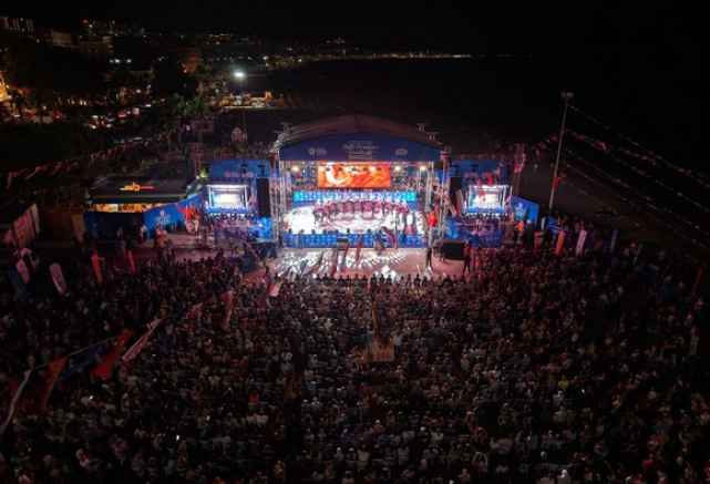 36'ıncı Uluslararası Samsun Halk Oyunları Festivali Başladı!