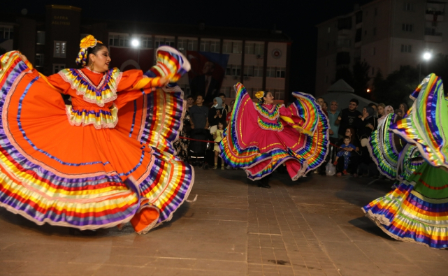 36'ıncı Uluslararası Samsun Halk Oyunları Festivali Başlıyor!