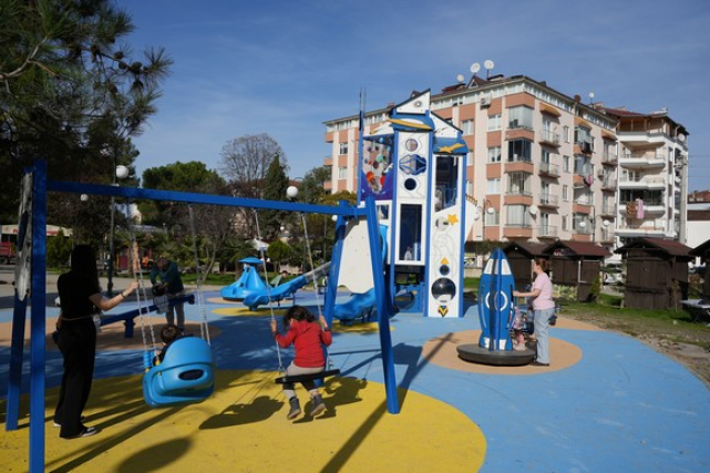 Büyükşehir’den İlçelere Yeşil Yatırım! Yeni Parklar Vatandaşlarla Buluşuyor!