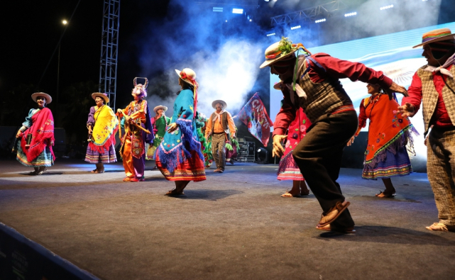 36'ıncı Uluslararası Samsun Halk Oyunları Festivali Başlıyor!