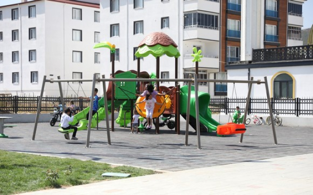 Büyükşehir’den İlçelere Yeşil Yatırım! Yeni Parklar Vatandaşlarla Buluşuyor!