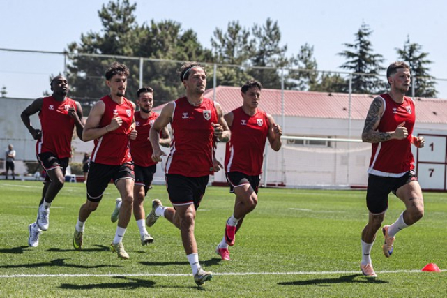 Samsunspor’da Çalışmalar Yoğun Tempoda Yeniden Başladı!