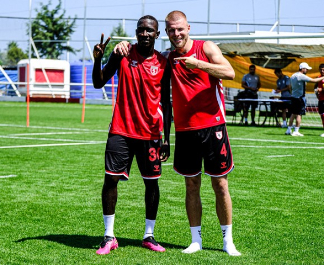 Samsunspor Futbol Direktörü Fuat Çapa’dan Transfer Açıklaması!