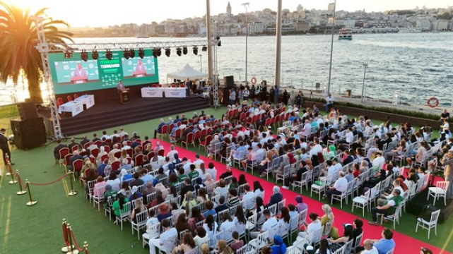 Samsun'un Gurur Kızları: Duru Ve Özlem Karadeniz Şampiyonu!