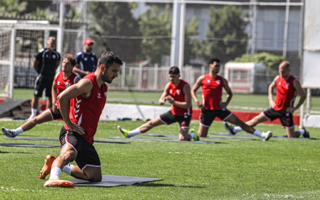 Samsunspor’da Çalışmalar Yoğun Tempoda Yeniden Başladı!