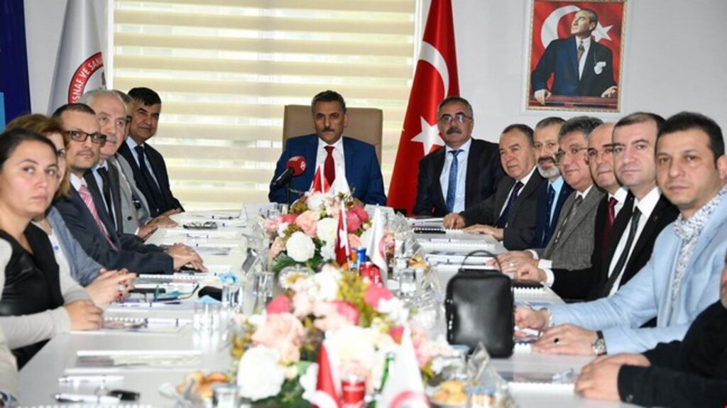 Vali Kaymak; 'Ortak Akıl İle Çözüm Gelecektir'!