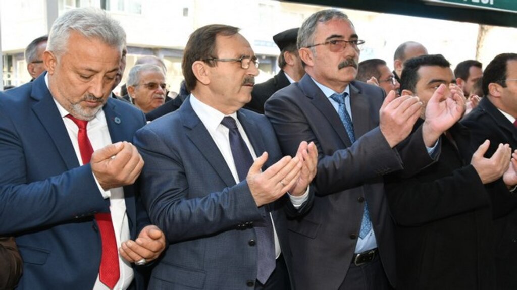 Bafra'nın Foto Nihat'ı Son Yolculuğuna Uğurlandı!