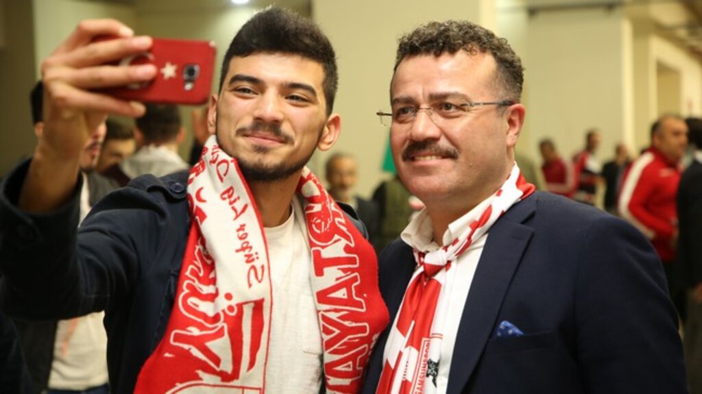 Başkan Taşçı, ‘Gençlere Sorumluluğumuzun Farkındayız’!