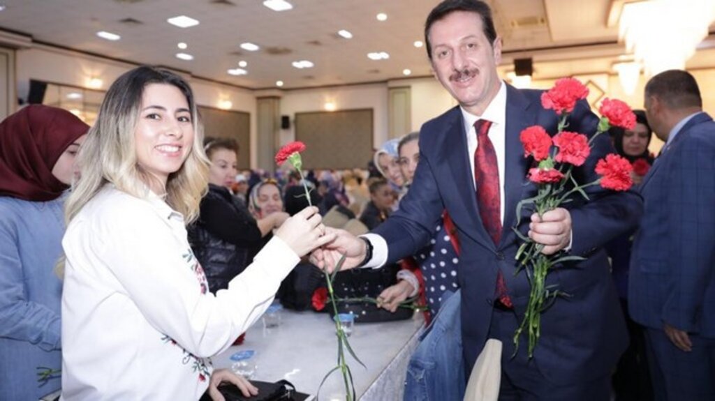 Tok, 'İşimizi Sevgiyle ve Aşkla Yapıyoruz'!