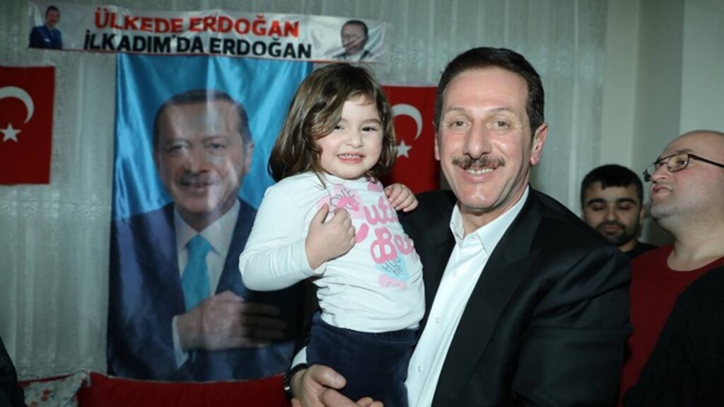 Erdoğan Tok’a, Fatih ve Kadifekale Mahallelerinde Sıcak Karşılama!