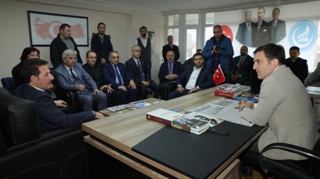 Erdoğan Tok’tan Ülkü Ocaklarına Ziyaret!